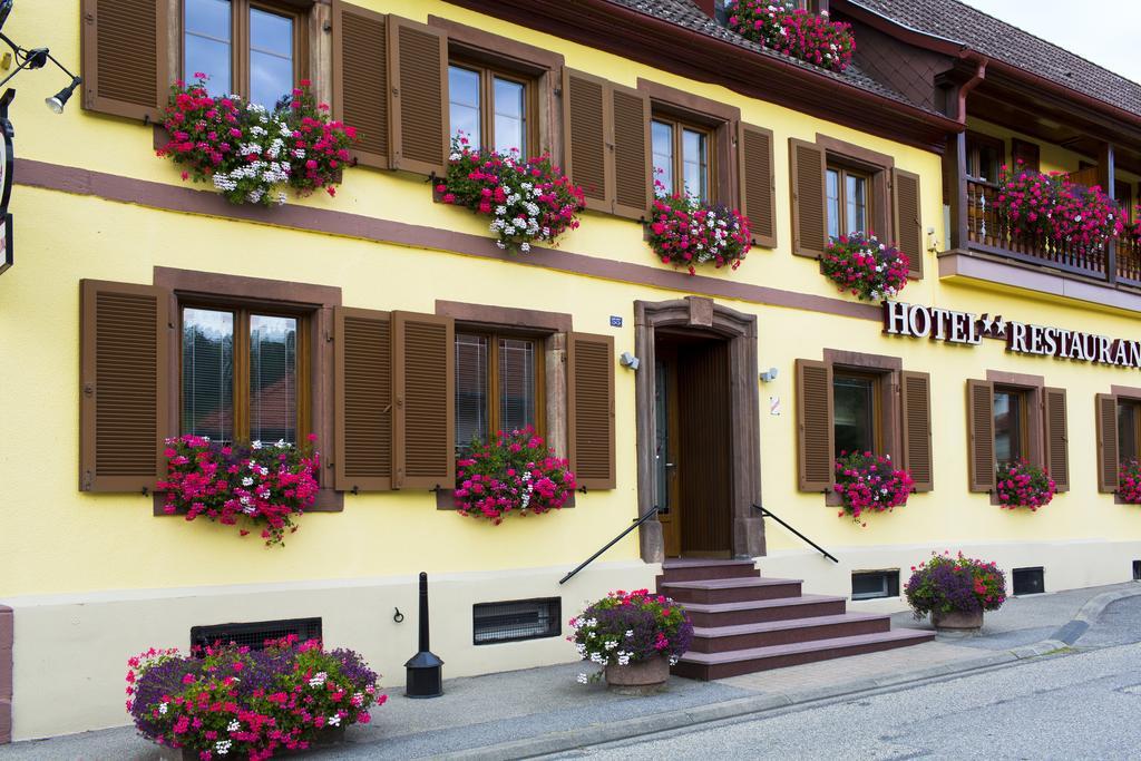 Restaurant A L'Aigle Hotel Wimmenau Bagian luar foto